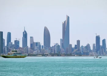 هجمات صاروخية تستهدف الكويت وقطر والبحرين