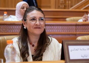 وزيرة المالية: “التصرف في الدين العمومي تتولاه هياكل مختصة وهي بدورها خاضعة لرقابة محكمة المحاسبات ولا تلجأ إلى الاقتراض متى تشاء أو كيفما تشاء”