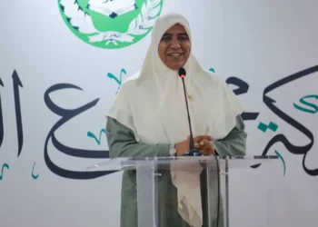من التنمر إلى قبة البرلمان..  النائبة زهية بن قارة تتحول إلى عنوان  للنقاش حول الكفاءة في الجزائر