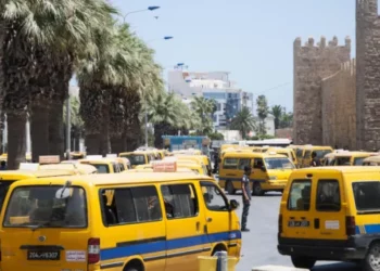 17 أوت: فتح باب الترشّح للحصول على رخص التاكسي الجماعي بأريانة