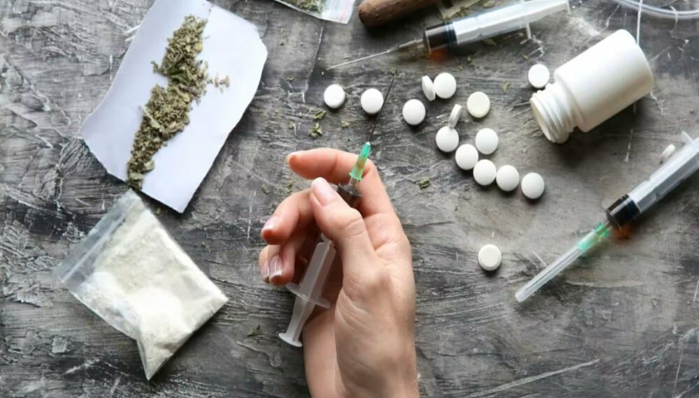 بين 20 و40 سنة سجنا لعناصر شبكة تهريب المخدرات عبر الحدود