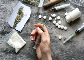 بين 20 و40 سنة سجنا لعناصر شبكة تهريب المخدرات عبر الحدود