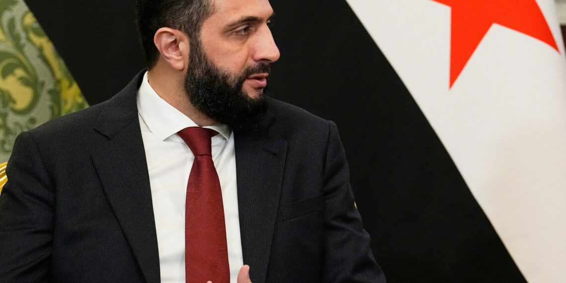 أحمد الشرع: لا نعتزم القيام بأي تدخل عسكري في لبنان