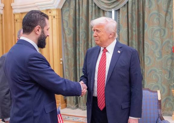 دونالد ترامب: أحمد الشرع سيتولّى التعامل مع حزب الله