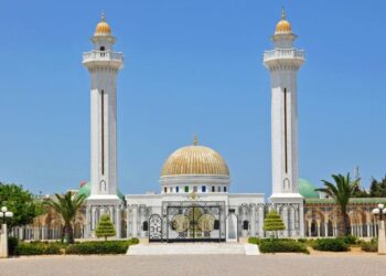 جمّال تسجل أعلى حرارة بـ49 درجة