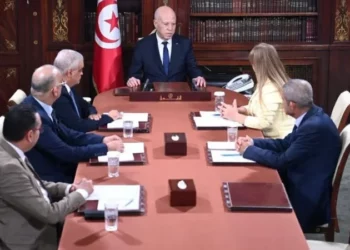 اجتمع بمسؤولي الإعلام العمومي: سعيّد يؤكّد على ضرورة أن يكون الإعلام صوتا حرّا