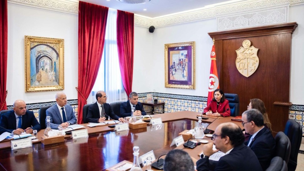 رئيسة الحكومة تشدد على تسريع وتيرة إنجاز الطريق السيارة تونس جلمة