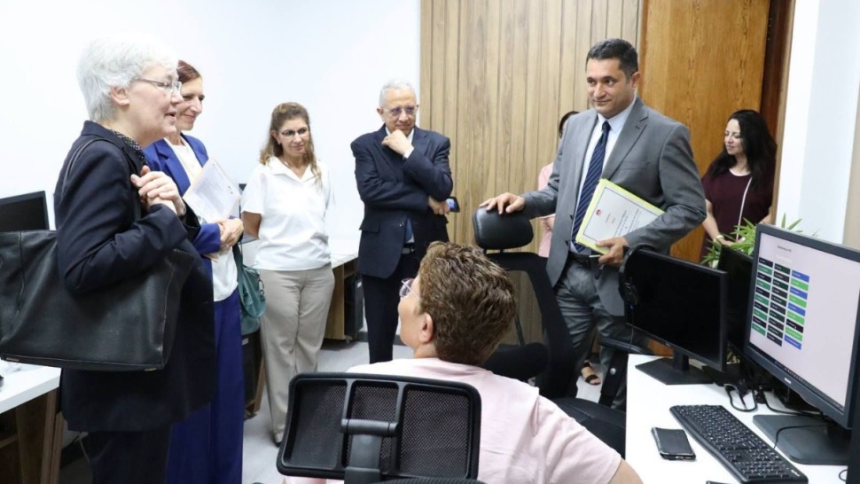 مشروع المستشفى الرقمي والطب عن بعد.. محور لقاء وزير الصحة بسفيرة ألمانيا