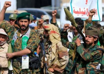 جماعة الحوثي تعلن شن هجوم واسع على قاعدة جوية في السعودية