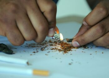 مجدي كرباعي بعد حادثة يقين: “جيل كامل يُترك في مواجهة المخدرات”