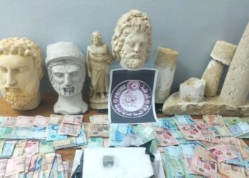 حجز قطع أثرية ومخدرات.. تفكيك شبكة دولية لترويج المخدرات بسوسة