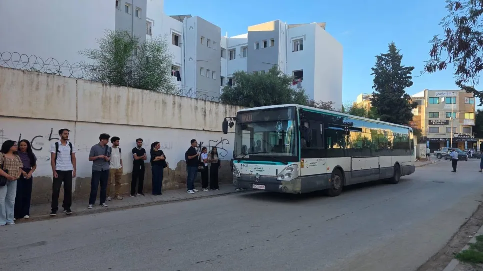مع بداية السنة الدراسية.. تخصيص 132 خطًا خاصًا بالنقل المدرسي والجامعي في تونس