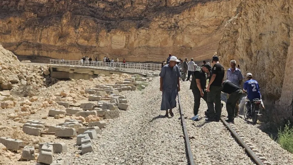المتلوي.. العثور على جثمانيْ أب وابنه بعد أن جرفتهما السيول