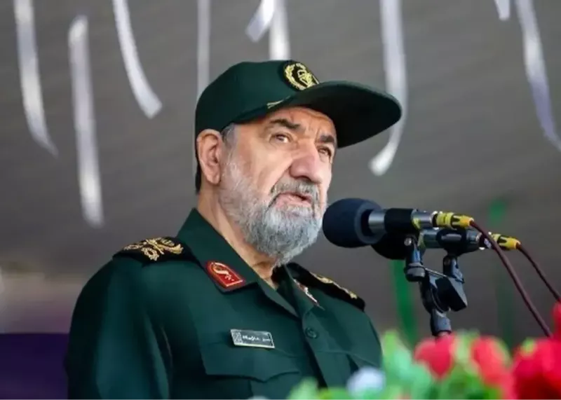 أمين الأمن القومي الإيراني: أبلغنا الوسطاء الوسطاء شروطنا لاستئناف المفاوضات مع الولايات المتحدة