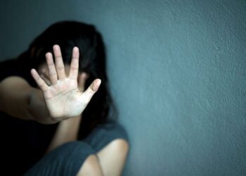 تعرض طفلة لاعتداء جنسي..وزارة الأسرة والطفولة تحذر من تداول صورها
