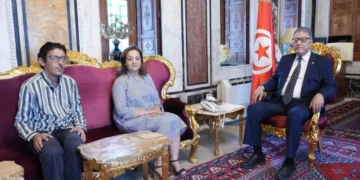 رئيس البرلمان يتعهد بإحالة ملف الدكاترة المعطلين إلى اللجنة المعنية