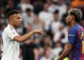 قمّة البرسا/الريال: كلاسيكو الصدراة…والفوز بالكرة الذهبية