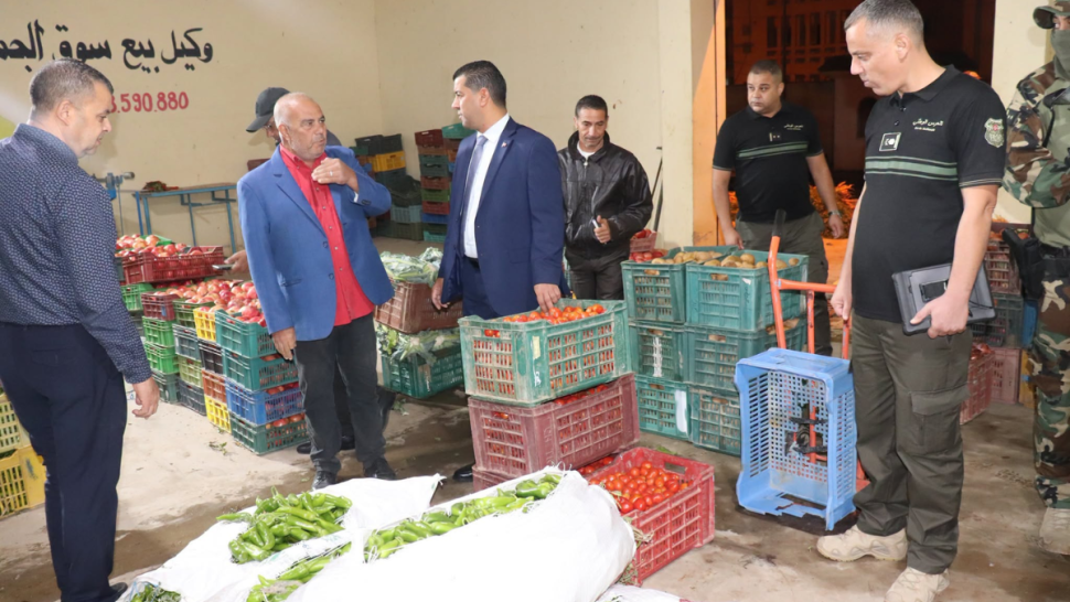 جندوبة.. حجز كميات من الطماطم ورفع مخالفات اقتصادية خلال حملة رقابية