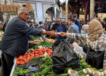 غرفة وكلاء البيع بأسواق الجملة: إرتفاع أسعار الخضر والغلال يعود للتراجع الكبير في الكميات الواردة من المنتجات الفلاحية