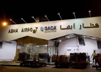 خلّف 3 قتلى.. إدانات عربية للهجوم على مطارين سعوديين والتحالف يتوعد الحوثيين