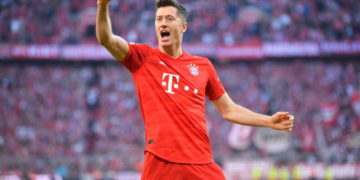 Lewandowski, sacré « the Best » par la FIFA, devant Messi et Ronaldo