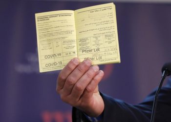 L’Europe songe à un «passeport vaccinal». Serait-il légal?