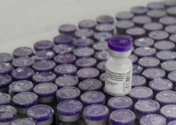 Vaccin: livraisons ralenties en Europe
