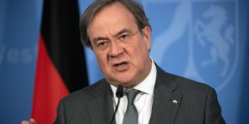 Allemagne: la CDU choisit la continuité dans l’optique de la succession de Mme Merkel