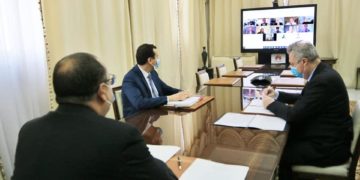 Mechichi s&rsquo;entretient en ligne avec une délégation du FMI