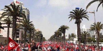 Les manifestants d&rsquo;Ennahdha appellent à défendre l&rsquo;Etat et respecter la Constitution