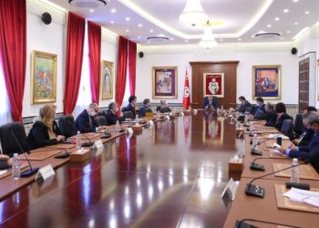 Les juristes, unanimes, pour une solution politique à la crise actuelle