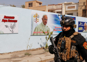 Historique: le pape François en Irak