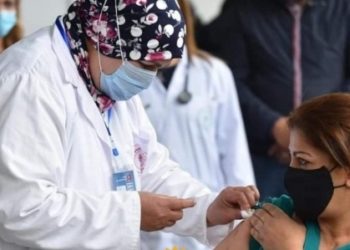 Le corps hospitalier se vaccine et appelle la population à se faire vacciner pour  l&rsquo;immunité sociétale