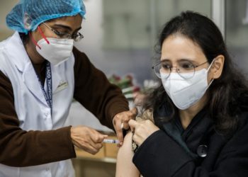 Demain, début de vaccination anti-covid pour les hospitaliers en 1ère ligne face à la pandémie