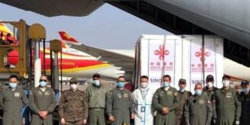 Un avion militaire tunisien en Chine pour ramener le don de vaccins chinois