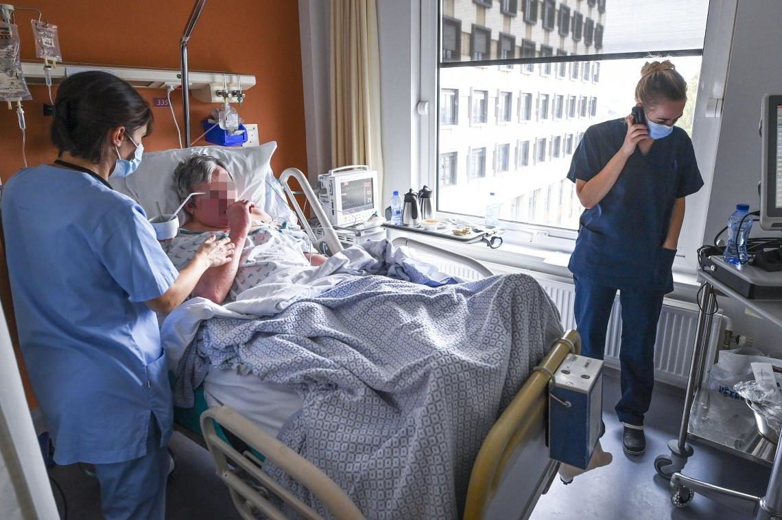 119 décédés, 150 sous machines et 523 en soins intensifs; tristes records d’une Tunisie en pleurs