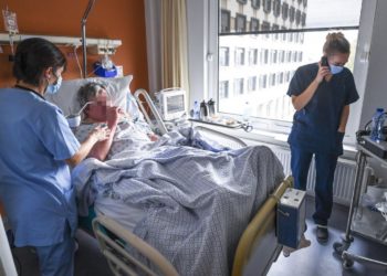 119 décédés, 150 sous machines et 523 en soins intensifs; tristes records d&rsquo;une Tunisie en pleurs