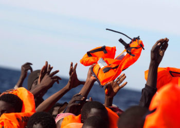 Trois rescapés et repêchage de 21 corps de migrants subsahariens au large de Sfax