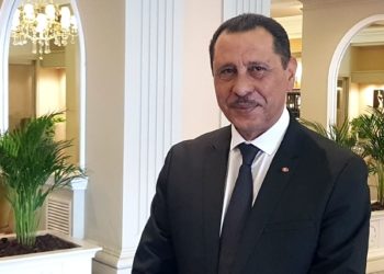 Entre civils et tribunaux militaires