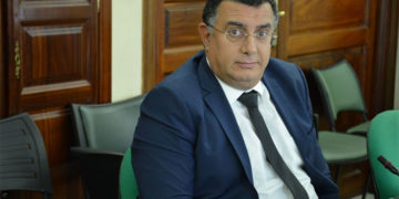 Rumeurs sur la démission de Yadh Elloumi de Qalb Tounes (mis à jour)