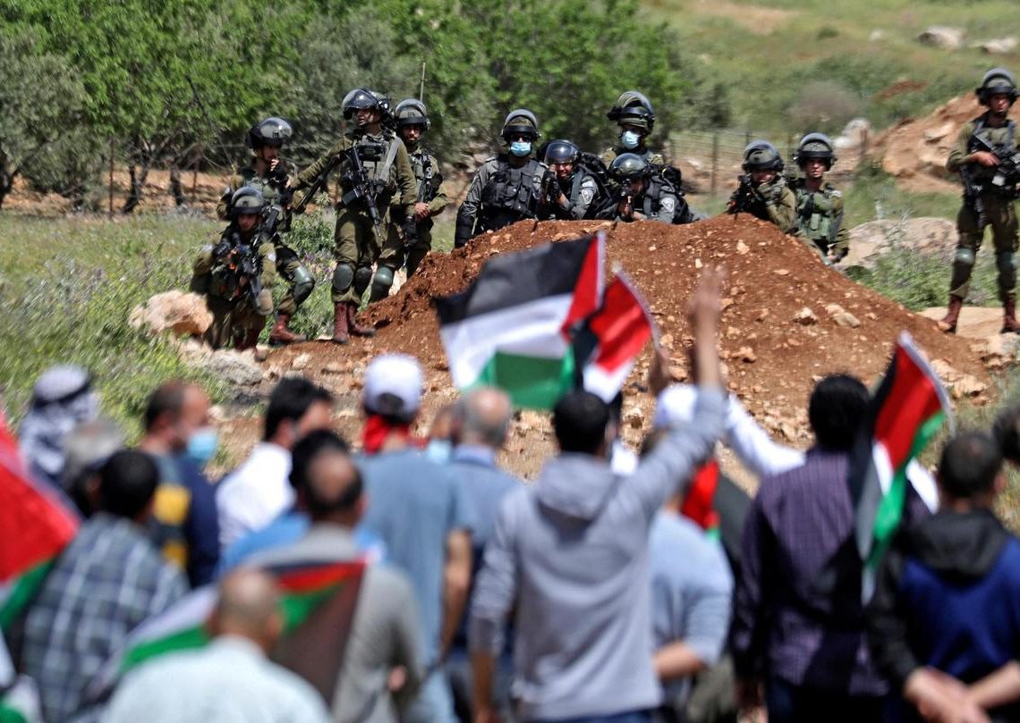 Ces gêneurs de Palestiniens..