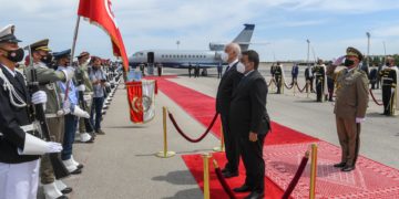 Le Président libyen quitte la Tunisie; aucun communiqué sur le contenu des échanges