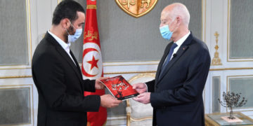 Le Président Saied reçoit le rapport 2021 sur la liberté de la Presse