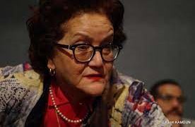 Zeineb Farhat tire sa révérence