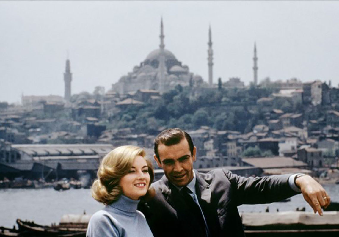 James Bond ou le passeport pour l’aventure