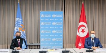 Mechichi obtient de l’OMS 600.000 doses de vaccins anti-covid