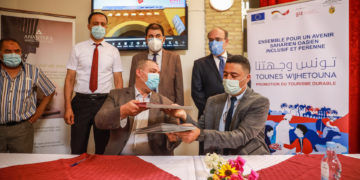Tozeur: Signature d’un accord entre l’Agence de Formation dans les Métiers du Tourisme et le secteur hôtelier