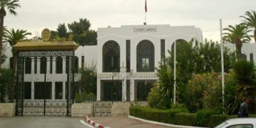 Affrontements devant le Parlement