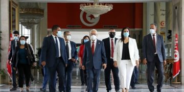 Rached Ghannouchi : « il n&rsquo;y a qu&rsquo;une Tunisie unie contre l&rsquo;épidémie »