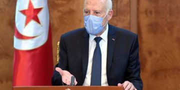 Kais Saied veut mener « sa propre guerre contre le coronavirus »